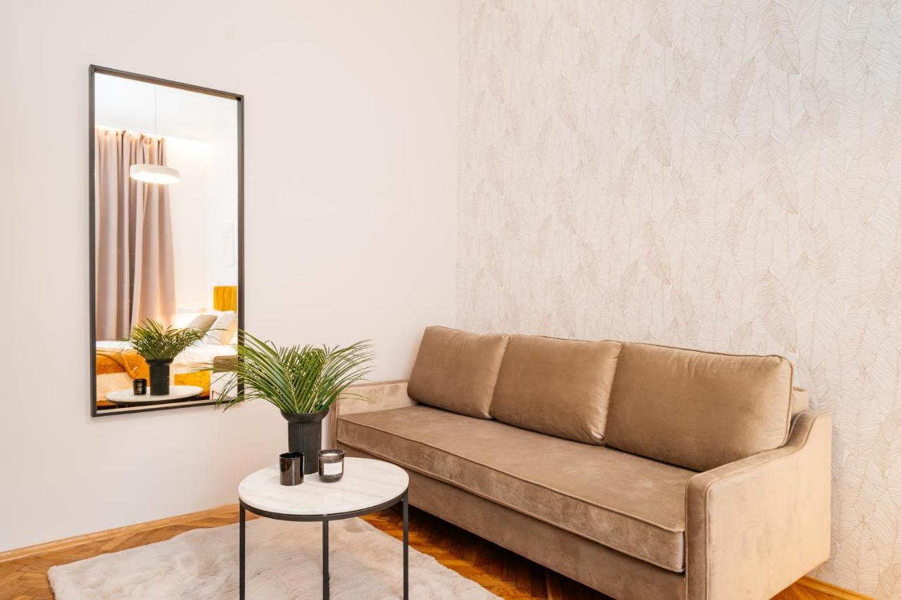 Crystal House - Loftaffair Collection Apartment *