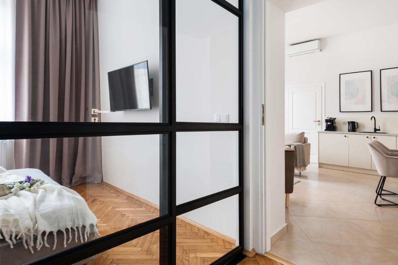 Apartment Crystal House - Loftaffair Collection *