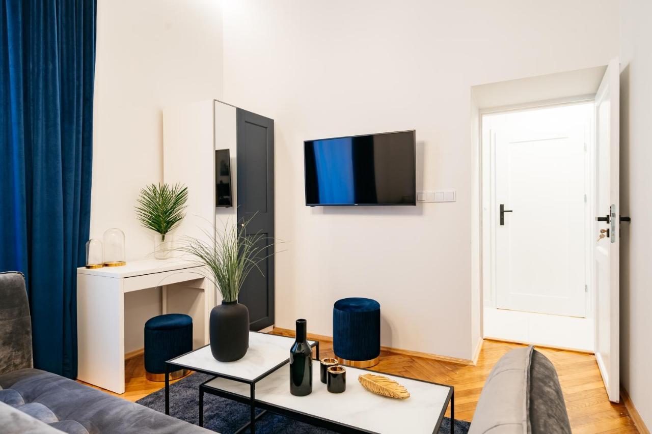 Apartment Crystal House - Loftaffair Collection *